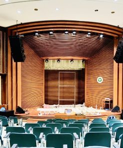 Alternative view of Renovate Meeting Room